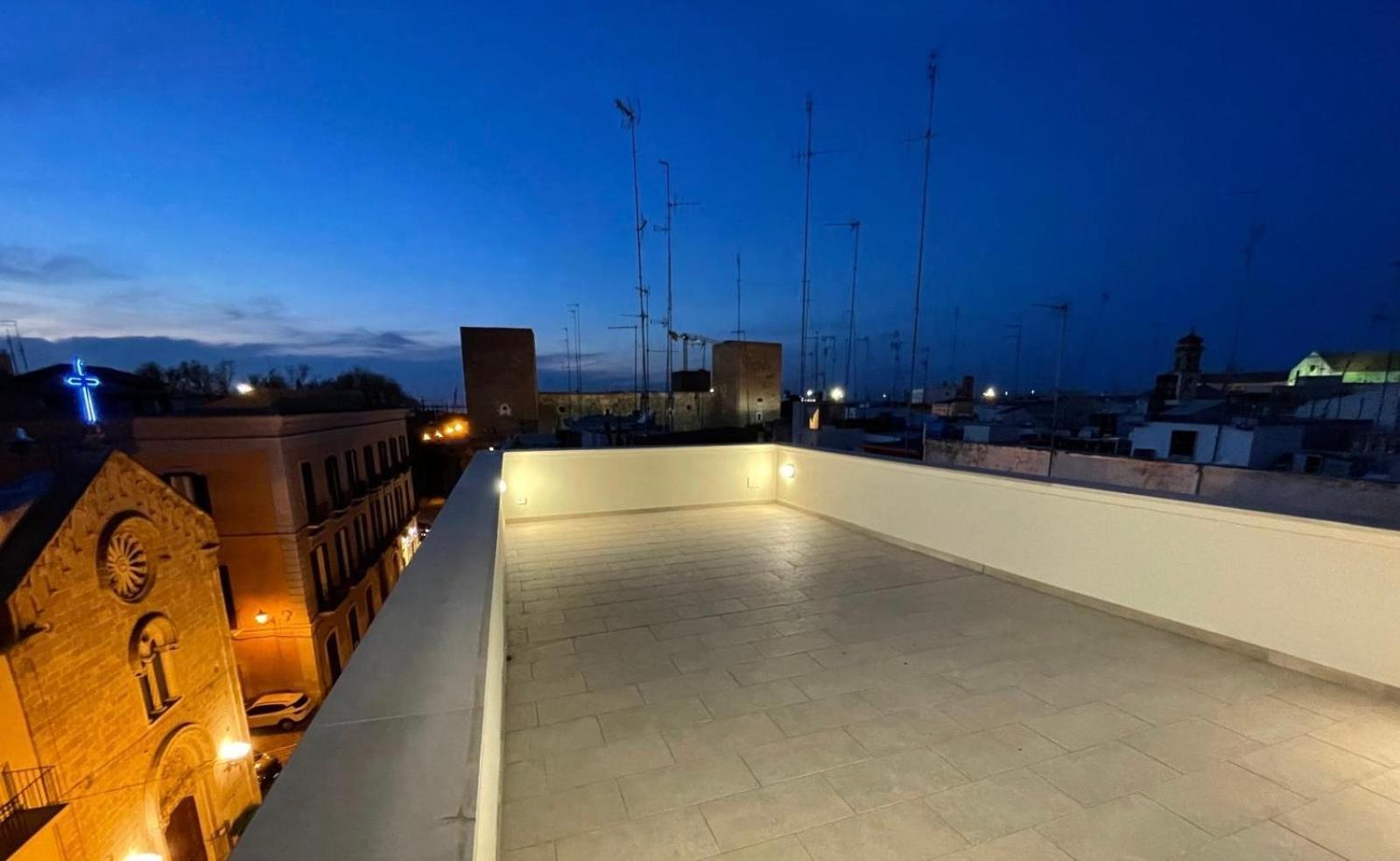 Casa Antonia - Terrace & Suites Бари Екстериор снимка